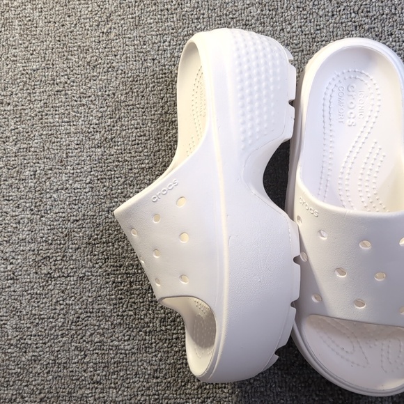 Crocs Stomp Slide Platform Chunky Slip On Chalk White Comfort Womens 7 - Picture 2 of 10